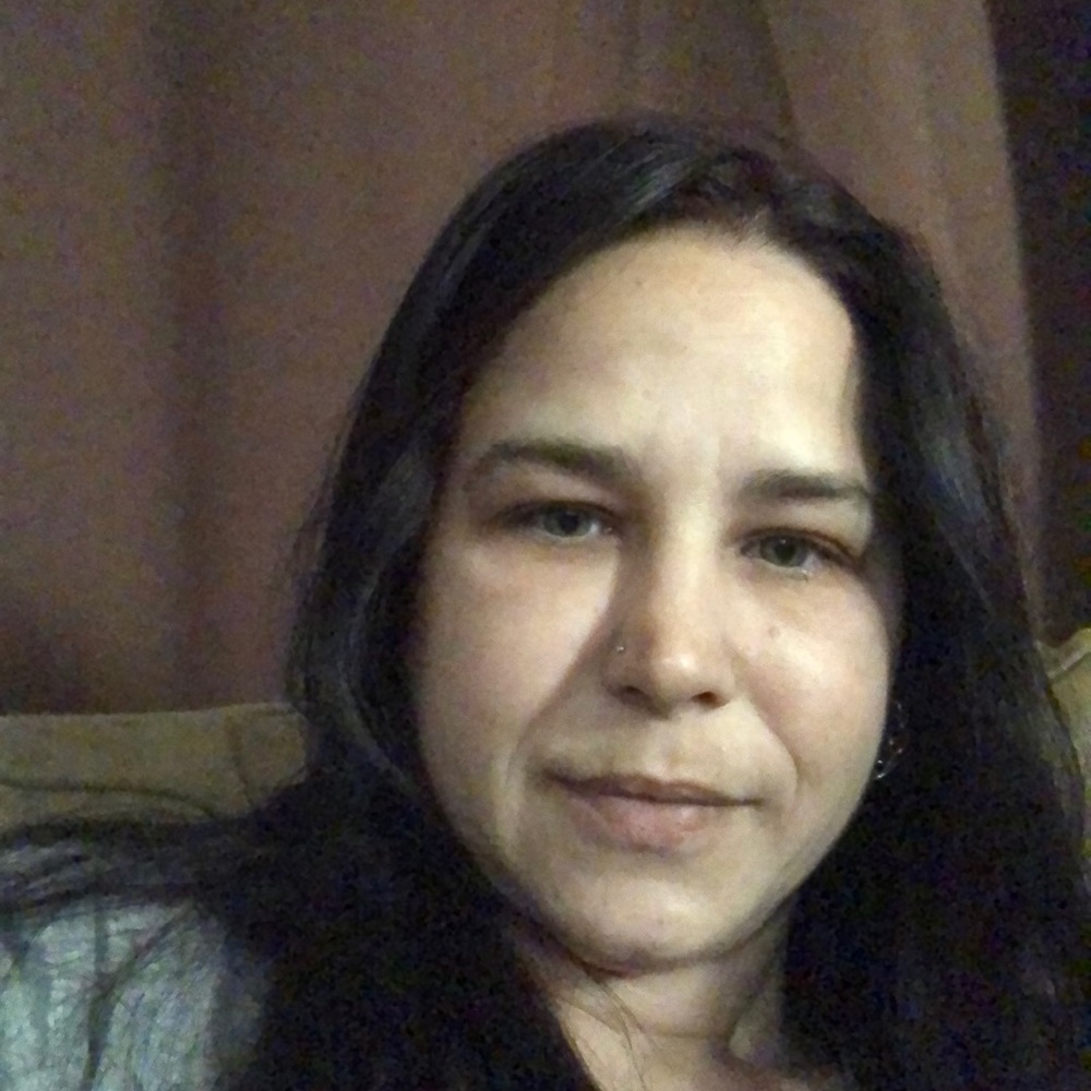 Meet your Posher, Dena